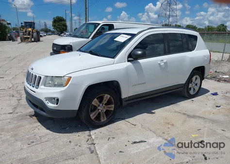 2013 Jeep Compass Sport из США, поврежденный, VIN 1C4NJCBB1DD168683